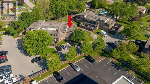 7 Viking Court Unit# 404, Grimsby, ON 