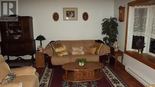 7 Feltz Rd, Elliot Lake, ON 