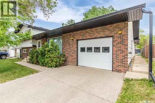 1229 Pascoe Drive W, Moose Jaw, SK 