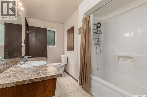 1229 Pascoe Drive W, Moose Jaw, SK 