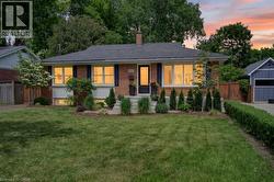 603 CORNICK Drive  Burlington, ON L7R 3A9