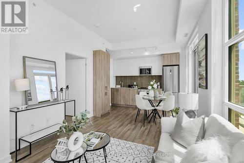Living Room/Dining Room/Kichen - 920 - 1787 St Clair Avenue W, Toronto, ON 
