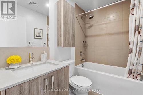 4 pc Bathroom - 920 - 1787 St Clair Avenue W, Toronto, ON 