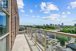 Oversized balcony - 