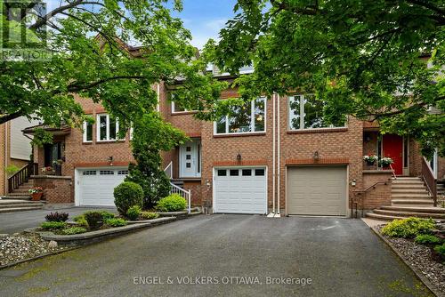 44 Dunbarton Court, Ottawa, ON 