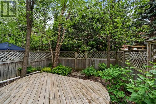Large deck off of living room - 44 Dunbarton Court, Ottawa, ON 