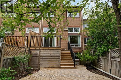Private deck in back yard - 44 Dunbarton Court, Ottawa, ON 