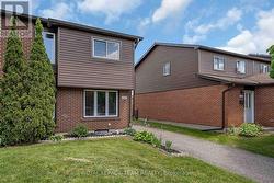 26 - 3107 STOCKTON DRIVE Ottawa, ON K1T 1S2