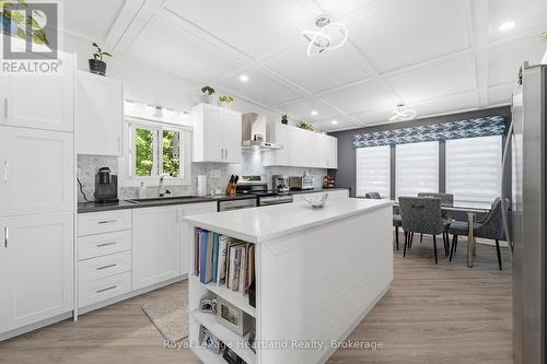 205 Chestnut Drive, Central Huron (Goderich), ON - Indoor Photo Showing Kitchen With Upgraded Kitchen