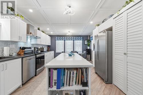 205 Chestnut Drive, Central Huron (Goderich), ON - Indoor Photo Showing Kitchen With Upgraded Kitchen