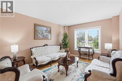 3277 Folkway Drive, Burlington, ON 