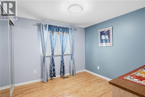 3277 Folkway Drive, Burlington, ON 