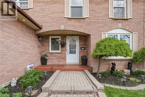 3277 Folkway Drive, Burlington, ON - Outdoor With Exterior