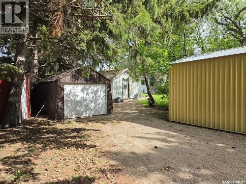 118 5Th Street W, Carlyle, SK - Outdoor