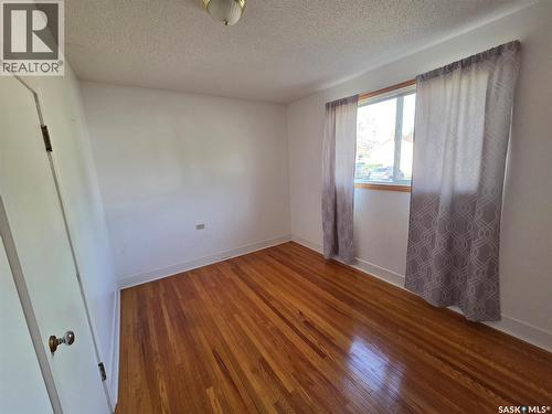 118 5Th Street W, Carlyle, SK - Indoor Photo Showing Other Room