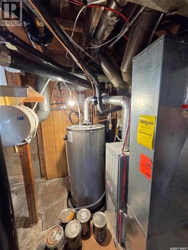 118 5Th Street W, Carlyle, SK - Indoor Photo Showing Basement