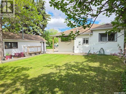 118 5Th Street W, Carlyle, SK - Outdoor