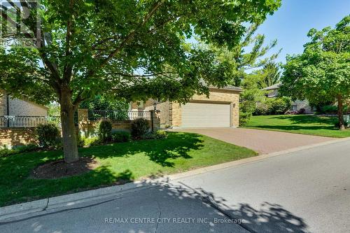 68 - 1040 Riverside Drive, London North (North Q), ON 
