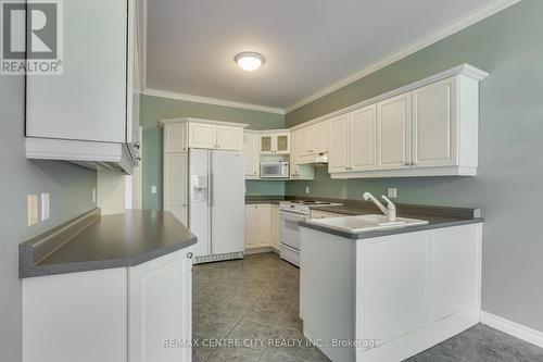 68 - 1040 Riverside Drive, London North (North Q), ON 