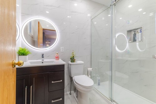 Salle de bains - 4377  - 4381 Rue Chapleau, Montréal (Le Plateau-Mont-Royal), QC - Indoor Photo Showing Bathroom