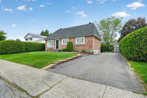 Stationnement - 807 Rue D'Iberville, Boucherville, QC - Outdoor