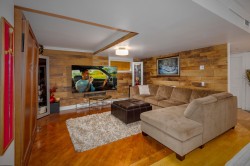 Family Room - 