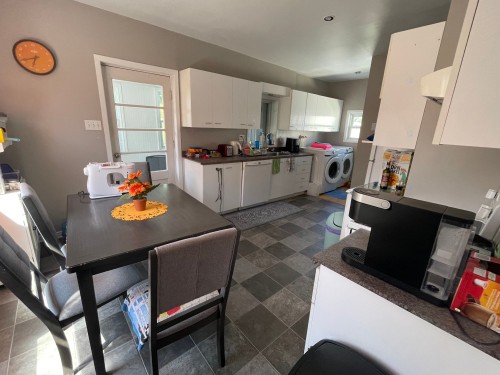 Cuisine - 338  - 340 Rue Laurier, Saint-Jean-Sur-Richelieu, QC - Indoor Photo Showing Dining Room