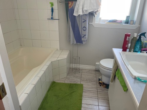 Salle de bains - 338  - 340 Rue Laurier, Saint-Jean-Sur-Richelieu, QC - Indoor Photo Showing Bathroom