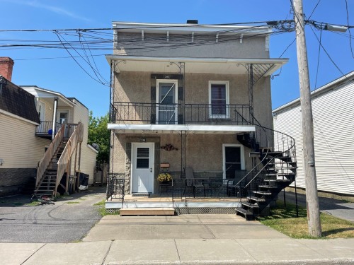 Façade - 338  - 340 Rue Laurier, Saint-Jean-Sur-Richelieu, QC - Outdoor
