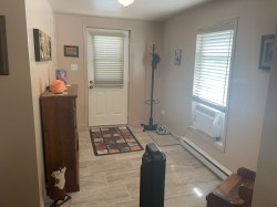 Mud Room - 