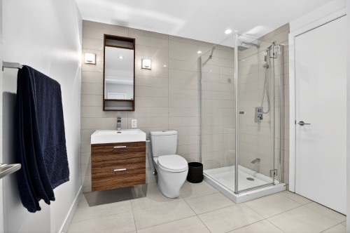 Salle de bains - 709-905 Av. Plymouth, Mont-Royal, QC - Indoor Photo Showing Bathroom