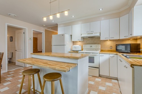 Cuisine - 488 Rue Dollard, Longueuil (Le Vieux-Longueuil), QC - Indoor Photo Showing Kitchen