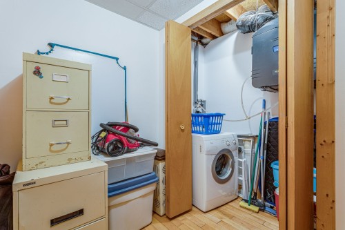 Salle de lavage - 488 Rue Dollard, Longueuil (Le Vieux-Longueuil), QC - Indoor Photo Showing Laundry Room