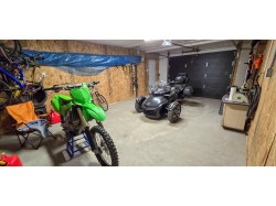 Garage - 