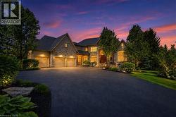 2319 KILBRIDE Street  Burlington, ON L7P 0H7