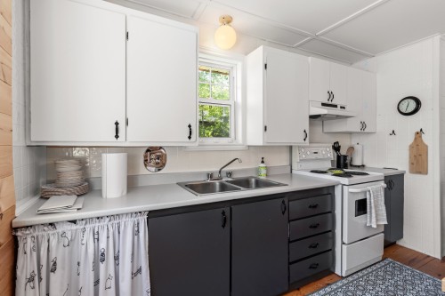 Cuisine - 529 Rue Bordeleau, Magog, QC - Indoor Photo Showing Kitchen With Double Sink