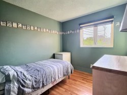 Bedroom - 