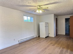 Family Room - 