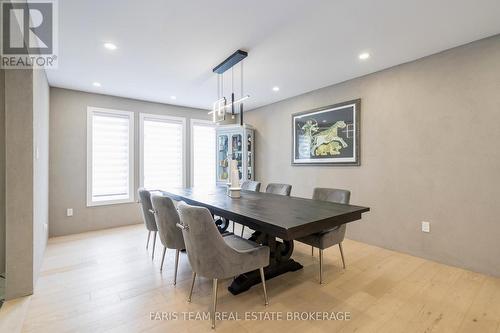 7 Golfview Boulevard, Bradford West Gwillimbury, ON - Indoor Photo Showing Dining Room