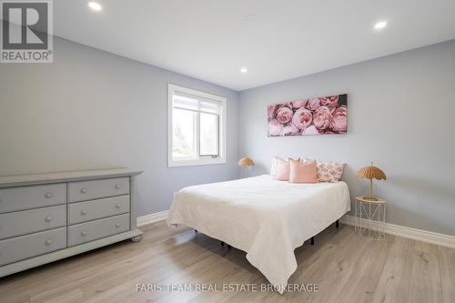 7 Golfview Boulevard, Bradford West Gwillimbury, ON - Indoor Photo Showing Bedroom