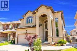 92 DESOTO Drive  Hamilton, ON L9A 0B5