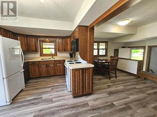 958 6Th Avenue W, Owen Sound, ON 
