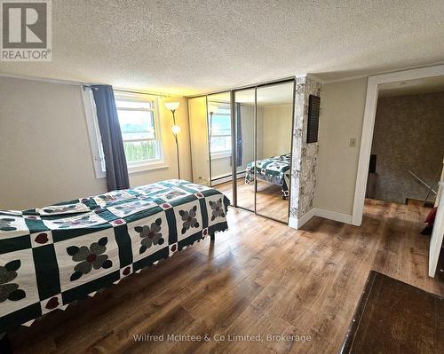 Upper - 958 6Th Avenue W, Owen Sound, ON 