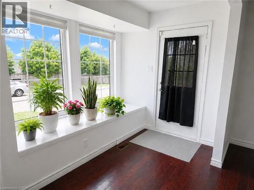390 Wake Robin Crescent, Kitchener, ON - Indoor Photo Showing Other Room