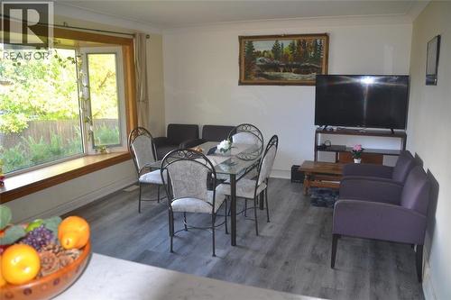 941 Oak Street, Sarnia, ON - Indoor