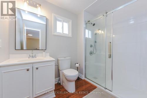 62 Atkins Circle, Brampton, ON - Indoor Photo Showing Bathroom