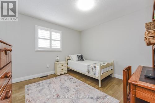 62 Atkins Circle, Brampton, ON - Indoor Photo Showing Bedroom