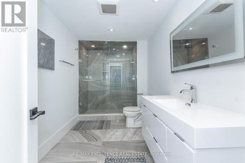 2 Pebble Beach Court, Brampton, ON - Indoor Photo Showing Bathroom