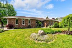 30 MOHAWK CRESCENT Central Huron (Clinton), ON N0M 1L0