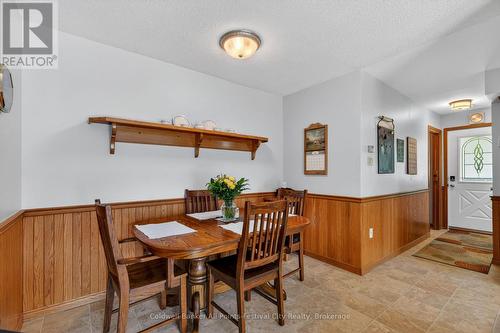 30 Mohawk Crescent, Central Huron (Clinton), ON - Indoor Photo Showing Dining Room